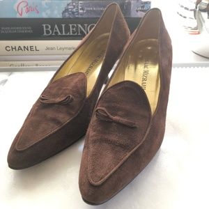 Isaac Mizrahi Suede Kitten Heel Pumps